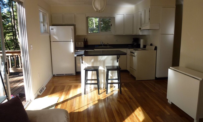 Mount Sunapee House | Close To Mt Sunapee - Skiing, Hiking Trails, Lake Access and more!