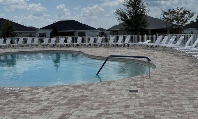 Sumter County House | Close to Sawgrass - 4 Seat Golf Cart - 2 Golf Passes Included - Pebble Beach