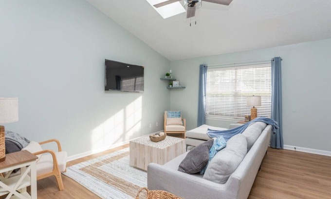 Whitemarsh Island House | Close to Tybyee Island | Downtown | Beach