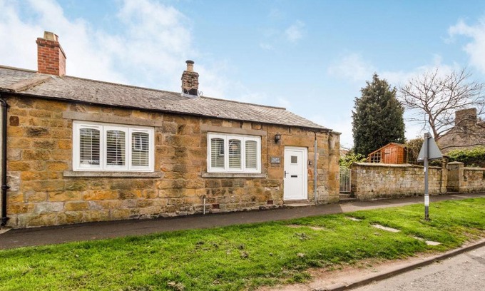 Belford House | Clover Cottage, Belford