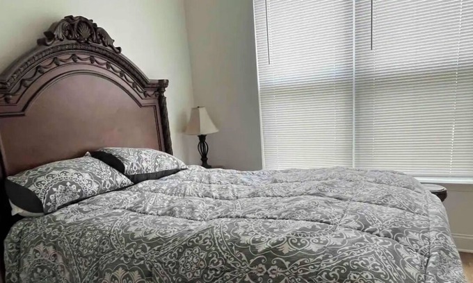 Charlotte Apartment | CLT University studios apt