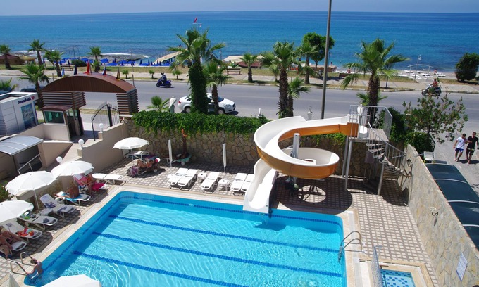 Tosmur Belediyesi Resort | Club Bayar Hotel - All Inclusive