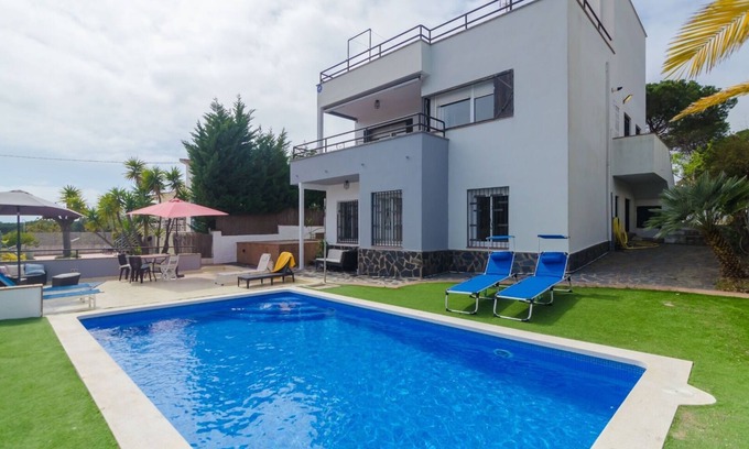 El Farell Villa | Club Villamar - Wanderful villa with private pool close to Barcelona