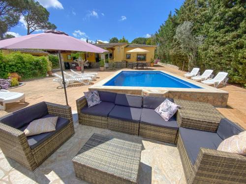 Mont Barbat Villa | Club Villamar - Iako