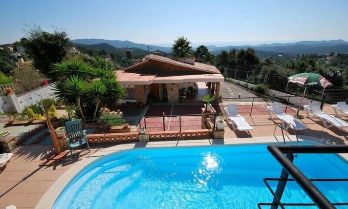 Lloret Blau Villa | Club Villamar - Nice house with private pool and small tennis court.
