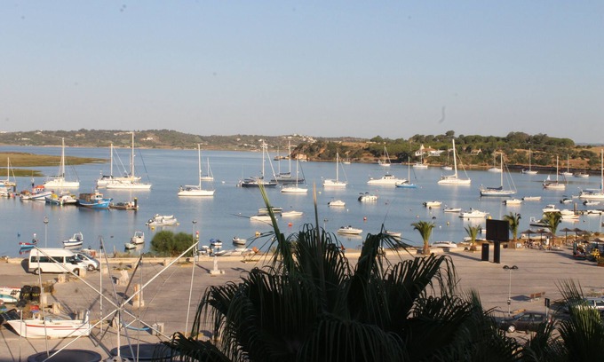 Alvor Apartment | Clube Alvor Ria - Excellent 2 bedroom apt w/amazing views over the harbour & sea