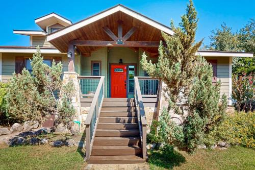 Gruene House | Clutter Falls Retreat - Main House