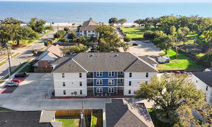 Biloxi Apartment | Coastal 2 Bed Apt.