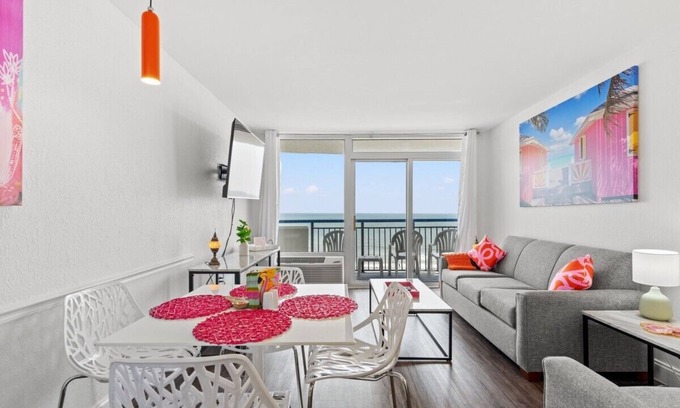 Myrtle Beach Condo | Coastal 2 Bedroom Condo-Oceanfront Views-Boardwalk 639 and 640
