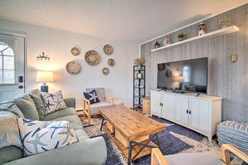 Southend Apartment | Coastal Brigantine Retreat - Walk to Beach!
