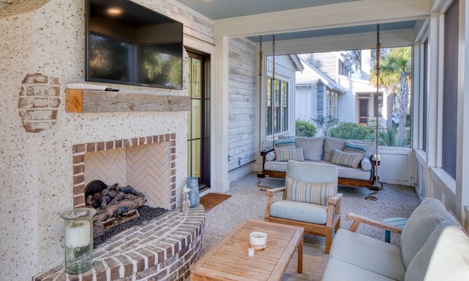 Palmetto Bluff House | Coastal chic comes to life in the heart of Moreland Village.