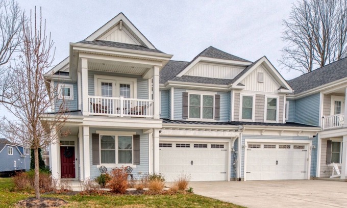 Lewes House | Coastal Club * 19123 * 5 BR Beach Villa, 4 BA Sleeps 12