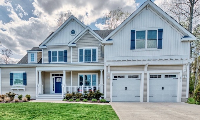 Lewes House | Coastal Club * 32834 * Luxury House 5 BR, Sleeps 12