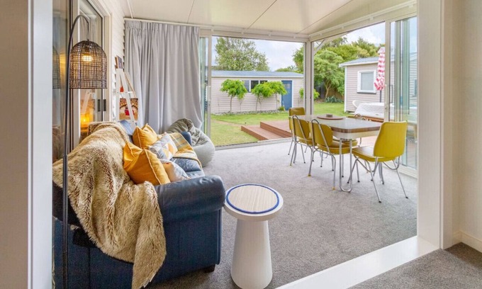 Redcliffs House | Coastal Comfort: Spacious 3BR Getaway in Redcliffs