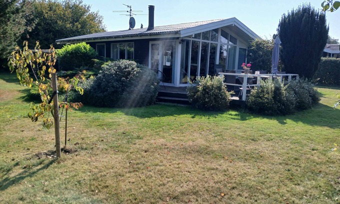 Vemmenæs House | Coastal cottage charm with room for the family