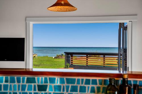 Warea House | Coastal Daze - New Plymouth Holiday Home