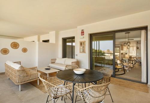 Casares Apartment | Coastal Elegance Retreat