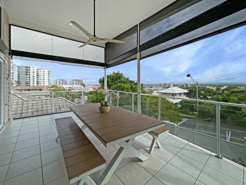 Caloundra Apartment | Coastal Haven Retreat