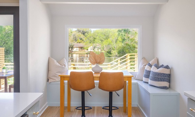 Whitemarsh Island House | Coastal Island Home: Minutes to Downtown Savannah & Tybee Island