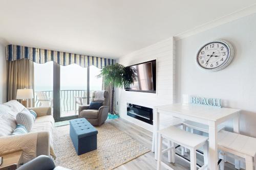 Myrtle Beach Apartment | Coastal Living Retreat