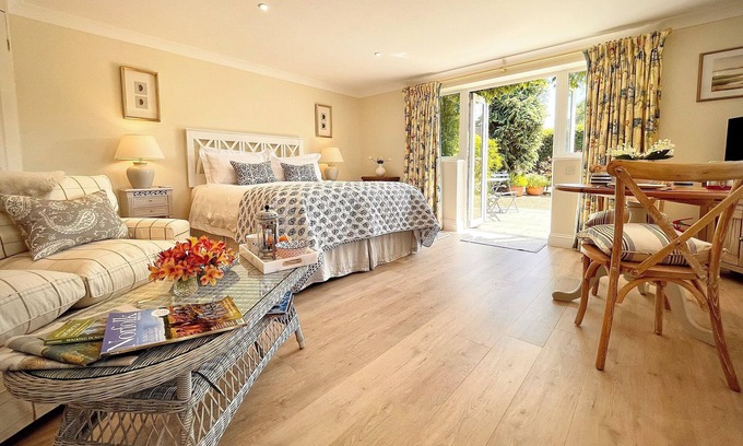 Brancaster Staithe Apartment | Coastal retreat for two in Brancaster Staithe next to the harbour and pubs.