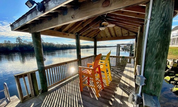 Morehead City House | Coastal Retreat Beaufort