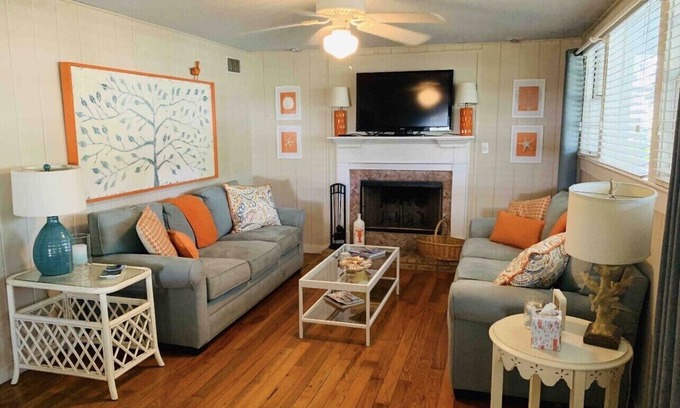 Waveland House | Coastal Serenity - Old time charm with a coastal touch near the beach.
