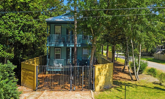 Santa Rosa Beach House | Coastal Soul 393 by AvantStay | Near Boat Ramp & Bay, Private Yard