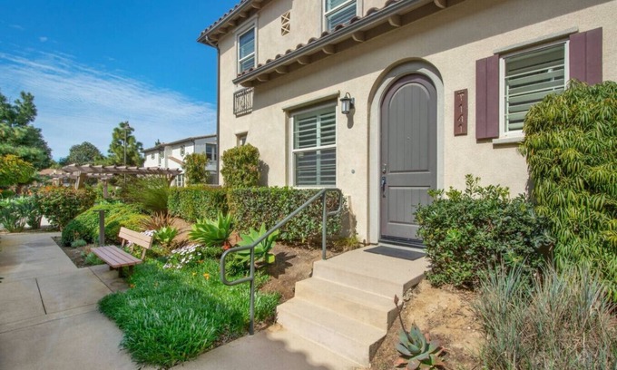 Leucadia House | Coastal Village Townhome | Blocks2 Grandview Beach