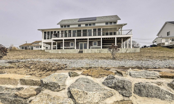 Waterford Apartment | Coastal Waterford Getaway, Steps to the Water!