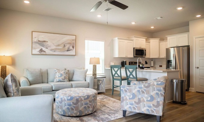 Gulf Hills House | Coastline Cottage - 3/bd 2.5/bath near Downtown Ocean Springs & beaches!