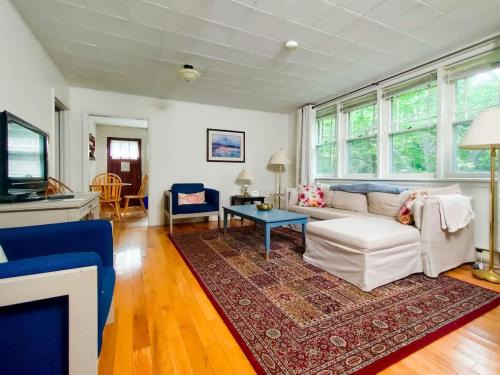 Tay Valley House | Cobblestone 2-Bedroom Cottage #2 Graham