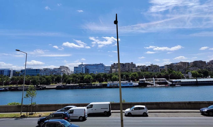 Quartier de Becon Apartment | Cocoon comfort 2 steps from the Seine