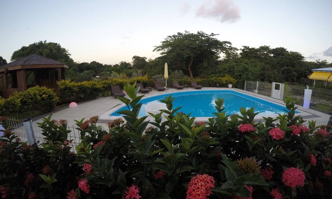 Baie-Mahault House | Coeur de Papillon building ideally located between Grande-Terre and Basse-Terre