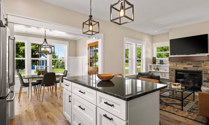 Empire House | Coho Cottage