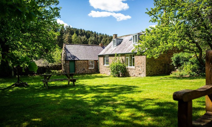 Wooler House | Coldburn Cottage - Two Bedroom House, Sleeps 4