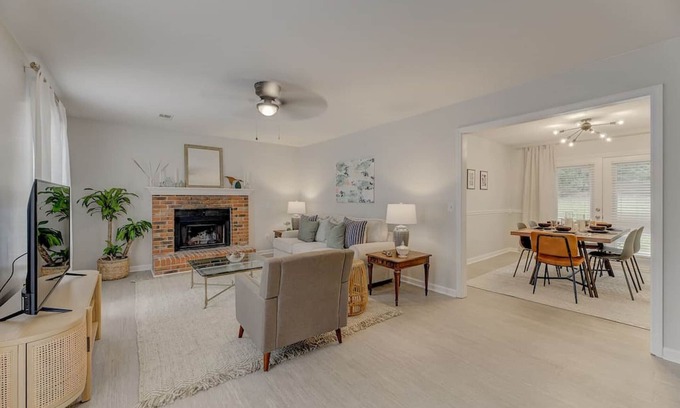 Columbia House | Coldstream Family Home | Near Lake Murray 3BR