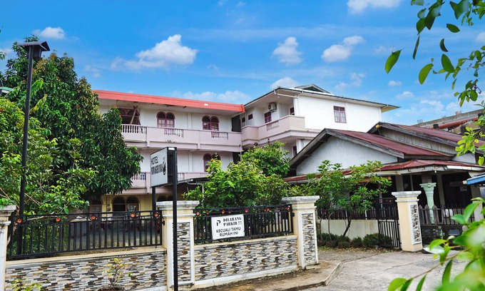 Padang Hotel | Collection O Jalan Jenderal Sudirman Near Pantai Padang Formerly Hotel Pratiwi Anggrek