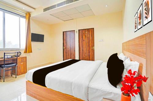 Gwalior Hotel | Collection O Kalpi Road
