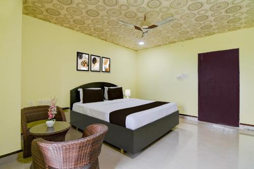 Srikakulam Hotel | Collection O Rama Lakshmana Junction Srikakulam