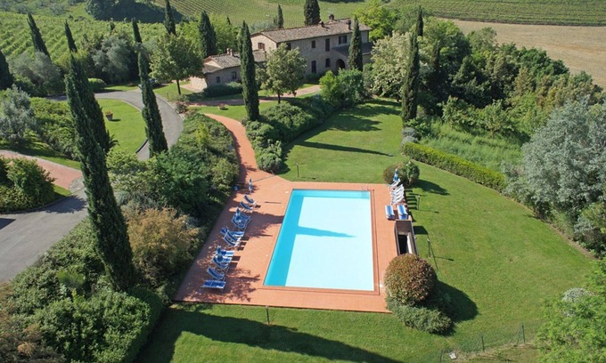 Montaione Apartment | Colline 2 - Holiday Rental in Country house with swimming pool near San Gimignano, Tuscany