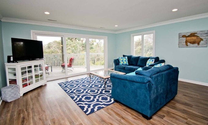 Indian Beach Condo | Colony By The Sea 101, Oceanside Condo in Salter Path, NC!