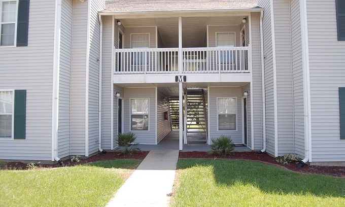 Gulf Shores Condo | Colony Club M5 is a 2 br just 4 miles from the beach and the perfect getaway!