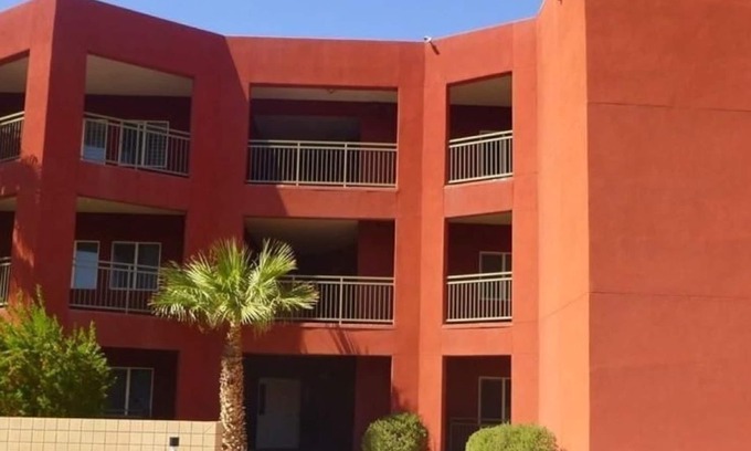Bullhead City Condo | Colorado Riverfront Rental