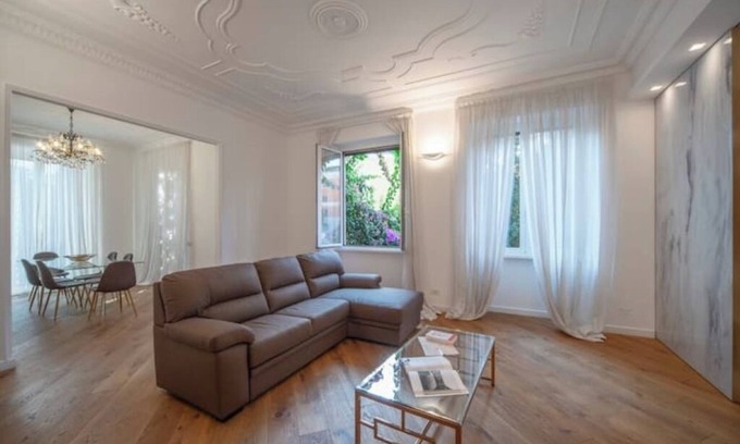 Ripa Apartment | [ Colosseum - Circus Maximus ] Aventine Domus Licinia new luxury apartment