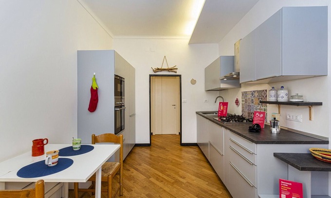 Pre Apartment | Colour and Comfort in the City Centre by Wonderful Italy