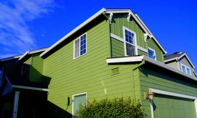 Wood Village House | Columbia Gorge Family-Friendly House