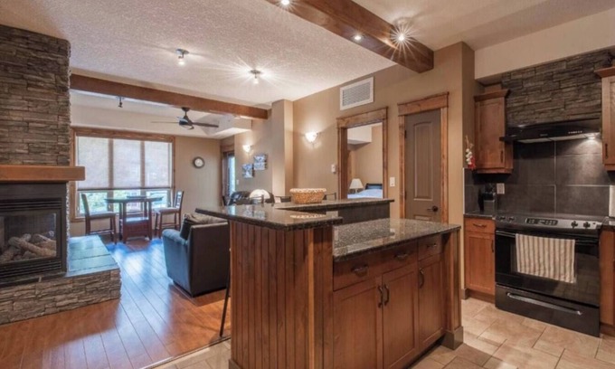 East Kootenay Apartment | Columbia Valley Getaway