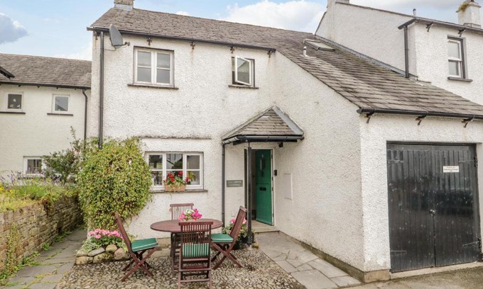 Hawkshead House | Columbine Cottage