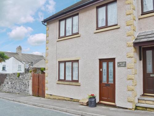 Millom House | Combe Cairn